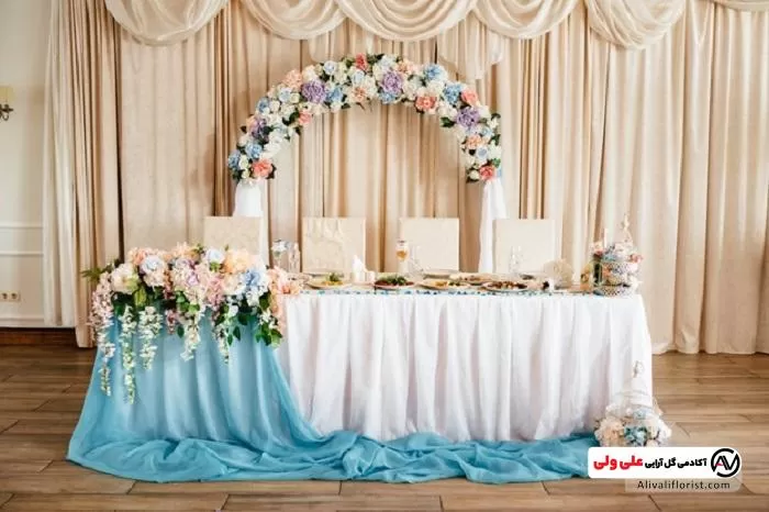 نمونه میز گل آرایی شده برای عروسی